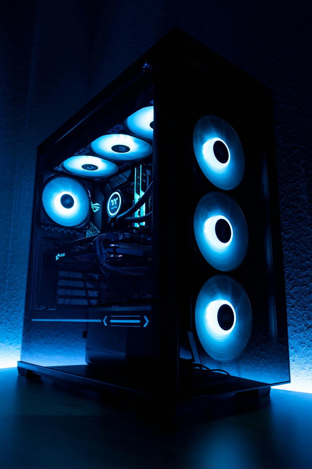Professional watercooled gaming/workstation computer with blue LED lighting